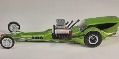 /img/22005-tarantula-car-future.webp