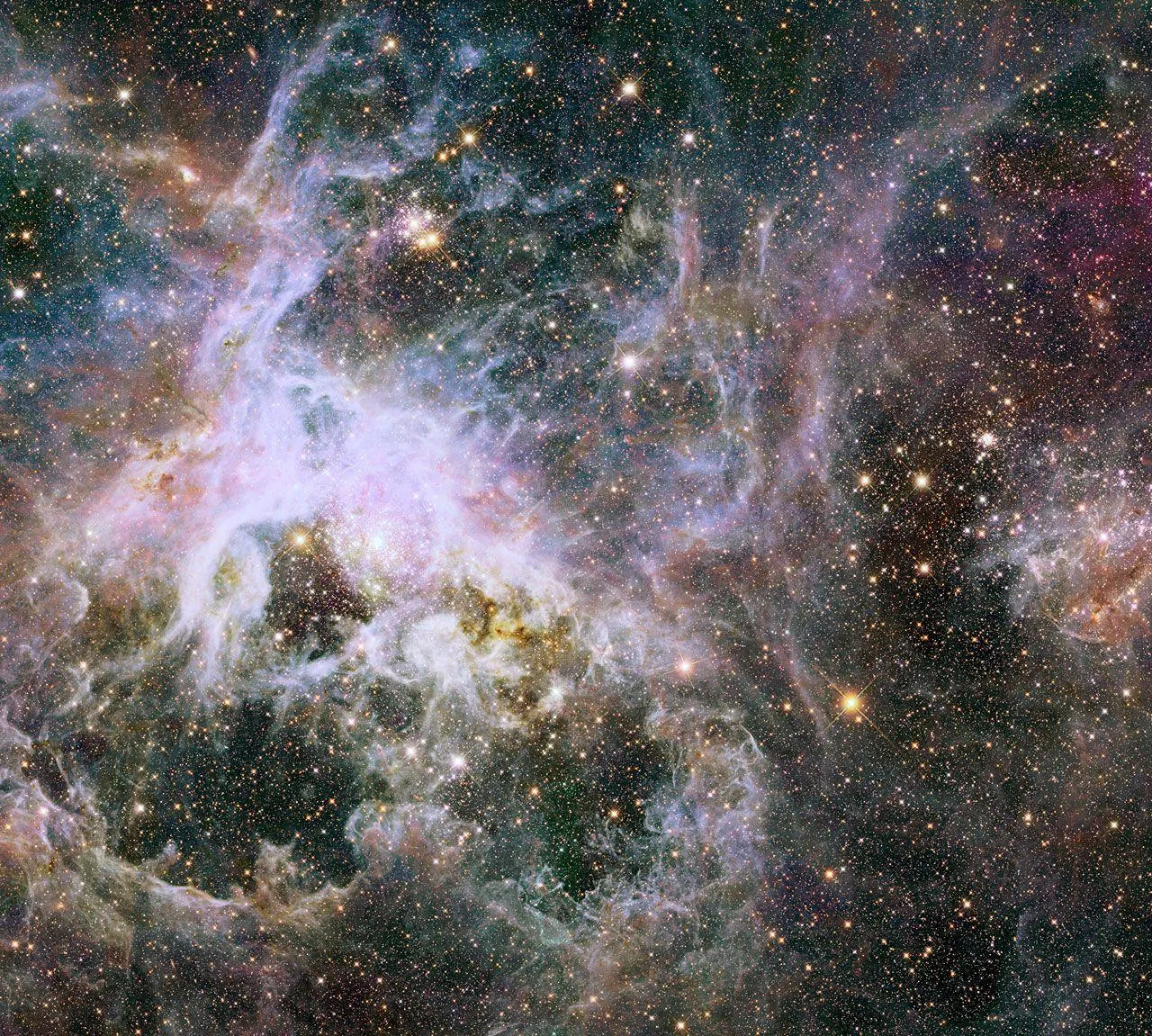 22336 tarantula nebula 4k detail
