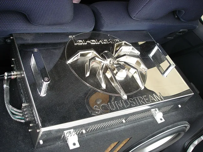 22380 soundstream tarantula 500w vs competitors